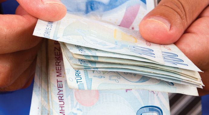 Çok vergi veren az hizmet gördü! Çok vergi veren az hizmet gördü!