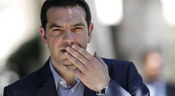 Atina yönetimi elçiliklerinden para istedi Atina yönetimi elçiliklerinden para istedi