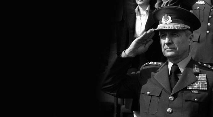 Kenan Evren ötanazi istemiş, kızları izin vermemiş! Kenan Evren ötanazi istemiş, kızları izin vermemiş!