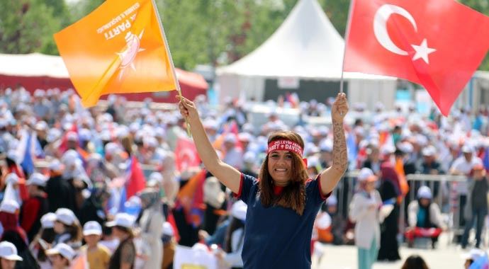 Maltepe'de meydan dolmaya başladı, işte son durum Maltepe'de meydan dolmaya başladı, işte son durum