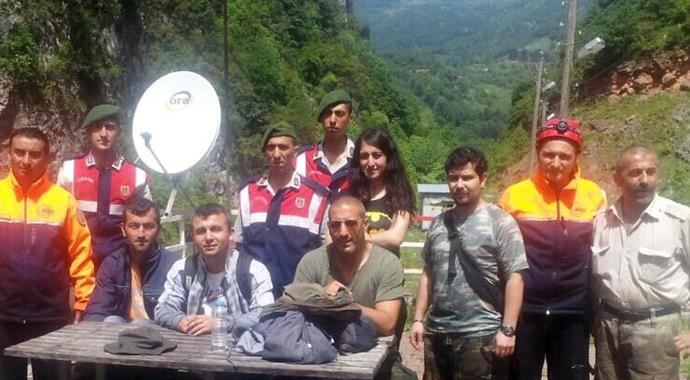 Kartepe&#039;de kayıp 8 dağcı kurtarıldı