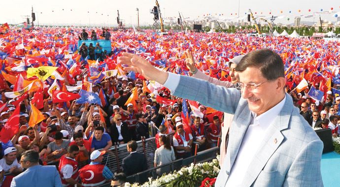 Milyonlar Başbakan'ı bağrına bastı Milyonlar Başbakan'ı bağrına bastı