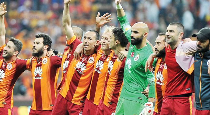 Hamzaoğlu öğrencilerine teşekkür etti