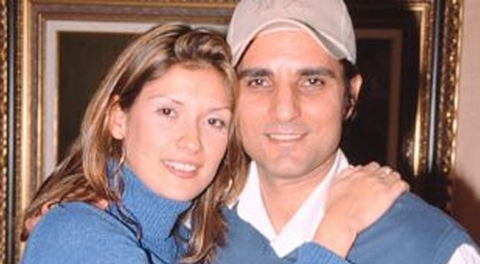 Rafet El Roman'a eski eşinden darbe!