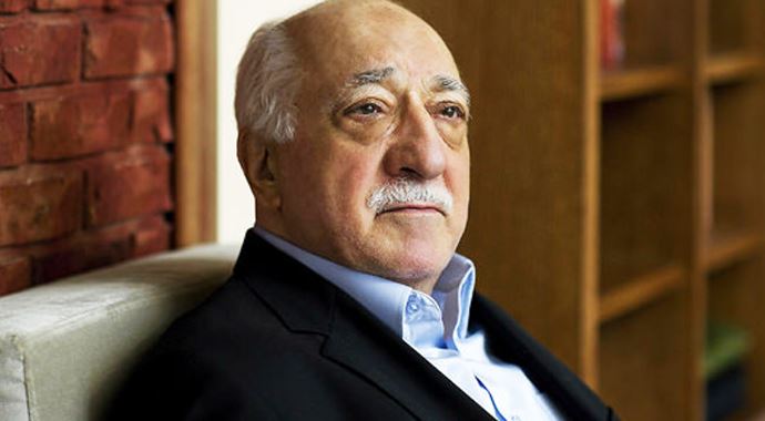 Talimatları için örgüt medyasını kullanıyor Talimatları için örgüt medyasını kullanıyor