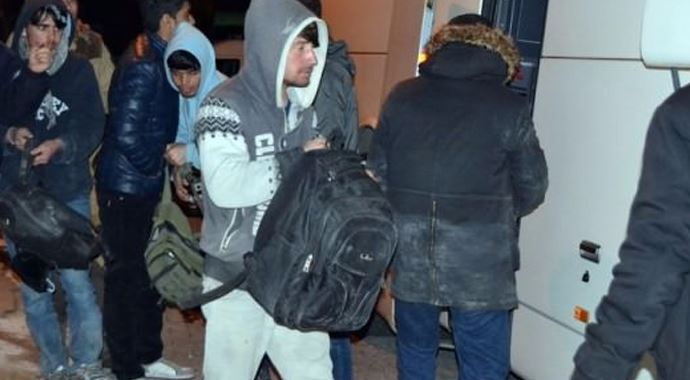 Edirne'de 45 kaçak yakalandı Edirne'de 45 kaçak yakalandı