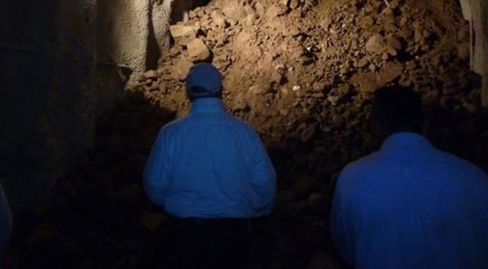 Toprak altında kalan işçinin cesedine ulaşıldı Toprak altında kalan işçinin cesedine ulaşıldı