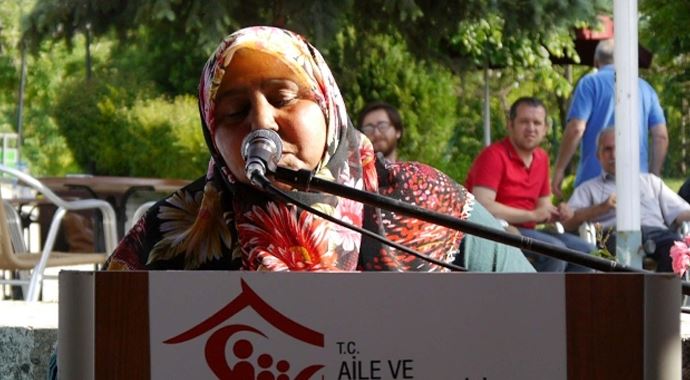  Kadınların Vali Şahin&#039;den yurt dışı talebi