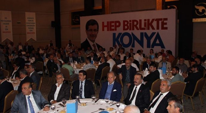 Konya'dan Davutoğlu'na tam destek Konya'dan Davutoğlu'na tam destek