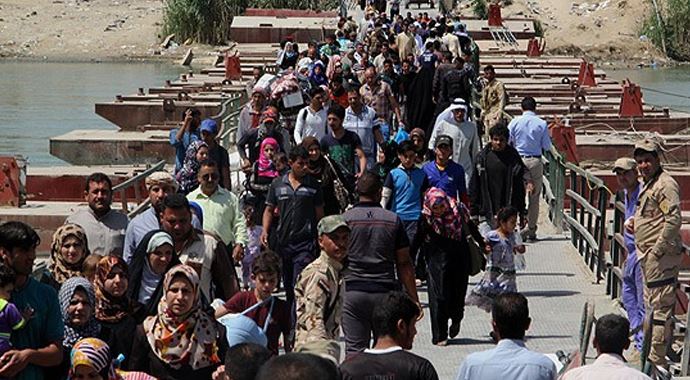 Ramadi'den kaçış sürüyor Ramadi'den kaçış sürüyor