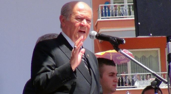 Bahçeli CHP seçmeninden oy istedi! Bahçeli CHP seçmeninden oy istedi!