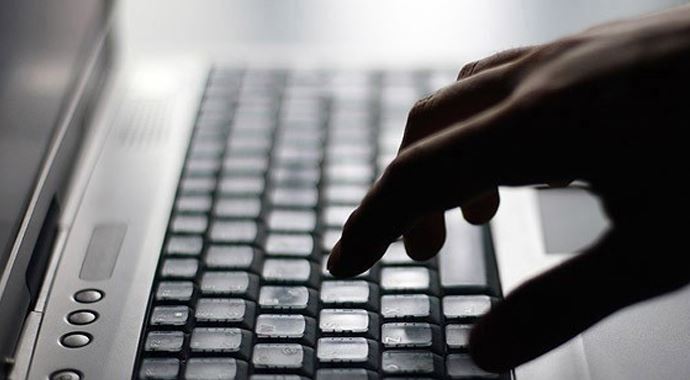 İnternette yorum yapanlar dikkat! İnternette yorum yapanlar dikkat!