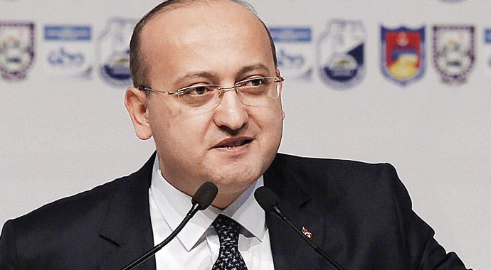 Akdoğan'dan Önder'e: Yola çıktığımızda yoktun sonunu da sen bilemezsin Akdoğan'dan Önder'e: Yola çıktığımızda yoktun sonunu da sen bilemezsin