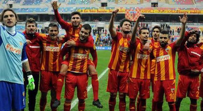 Şampiyon yarın belli oluyor! Şampiyon yarın belli oluyor!