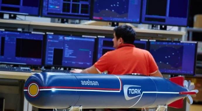 Türk torpidosu görücüye çıkıyor Türk torpidosu görücüye çıkıyor
