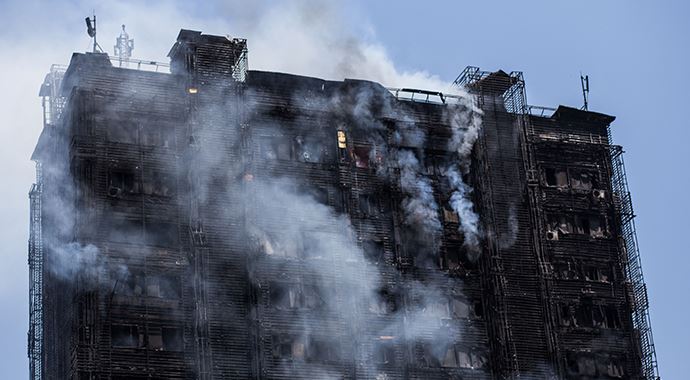 Bakü&#039;de korkunç yangın: 16 kardeşimiz hayatını kaybetti