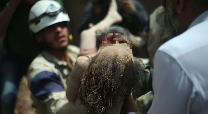 Katil Esad Halep'e saldırdı: 7 ölü, 5 yaralı Katil Esad Halep'e saldırdı: 7 ölü, 5 yaralı
