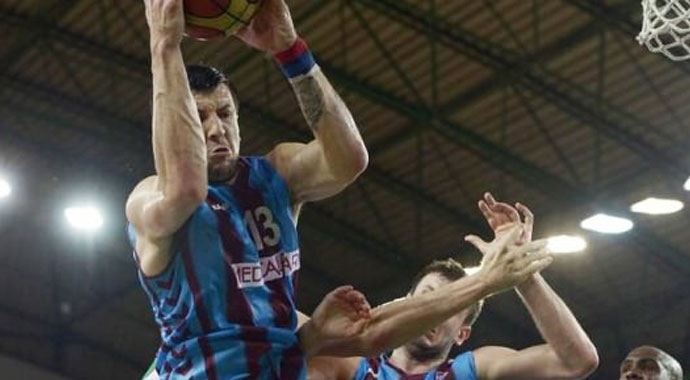 Trabzonspor avantajı kaptı