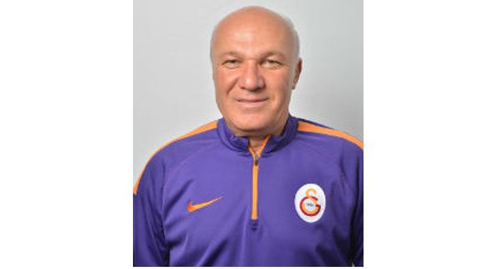 GAlatasaray Yardımcı Antrenörü anjiyo oldu GAlatasaray Yardımcı Antrenörü anjiyo oldu