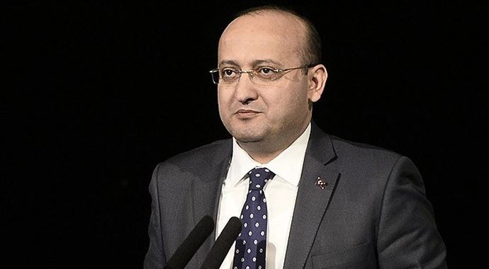 Akdoğan: Bu görüşme 'onlarla kol kola girme' görüşmeleri değil Akdoğan: Bu görüşme 'onlarla kol kola girme' görüşmeleri değil