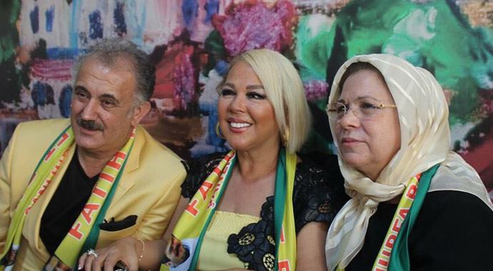 Safiye Soyman ve Faik Öztürk&#039;ten çiftlere tavsiye: Mutluluğun formülü aşk değil saygı sevgi