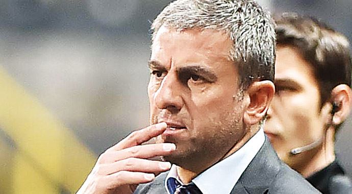 Hamza Hamzaoğlu&#039;ndan ustalara saygı...
