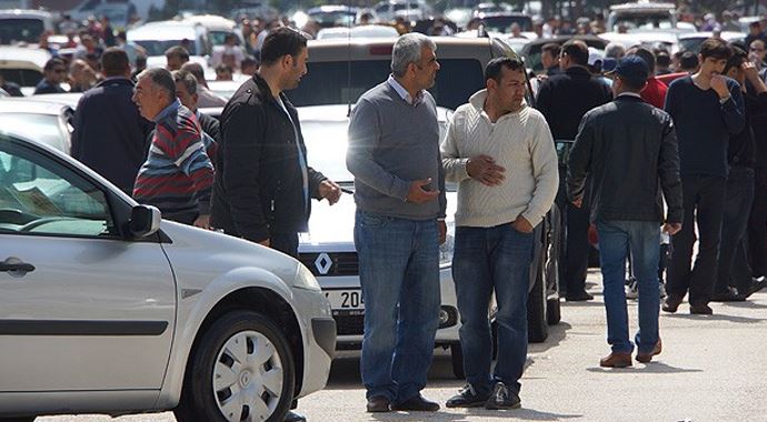 İkinci el otomobilde "sanal zam" uyarısı İkinci el otomobilde "sanal zam" uyarısı