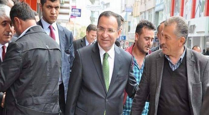 Bekir Bozdağ: CHP, DHKP-C ve sol örgütler kol kola