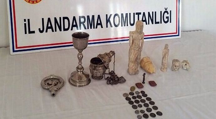 36 parça kaçak tarihi eser yakalandı