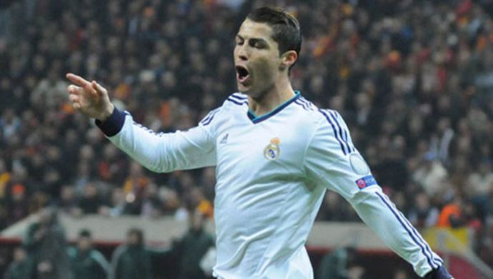 Ronaldo, efsane oyuncu Di Stefano&#039;yu tarihe gömmek üzere!