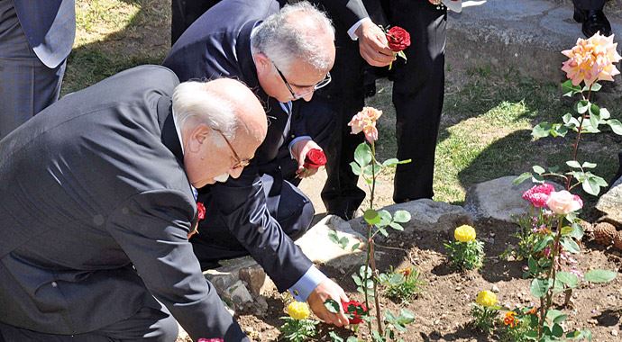 Nabi Avcı Aziz Yıldırım'a sert çıkarak gerçekleri açıkladı!
