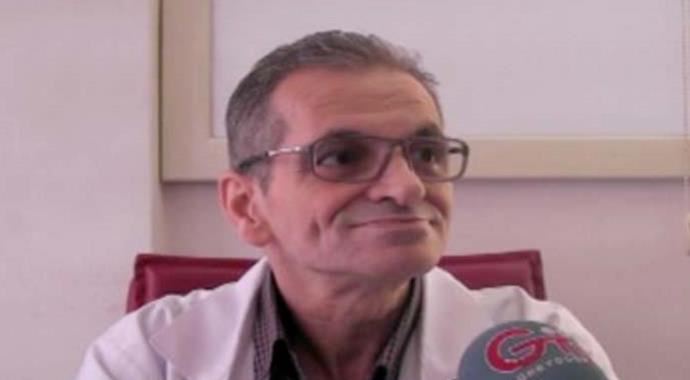 Doktor muayene odasında ölü bulundu! Doktor muayene odasında ölü bulundu!