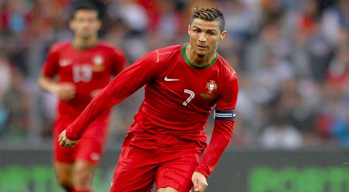 Ronaldo Filistin'den sonra o ülkeyi de unutmadı Ronaldo Filistin'den sonra o ülkeyi de unutmadı