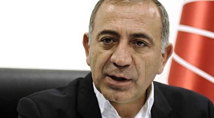 Gürsel Tekin'den Zeki Alasya mesajı Gürsel Tekin'den Zeki Alasya mesajı