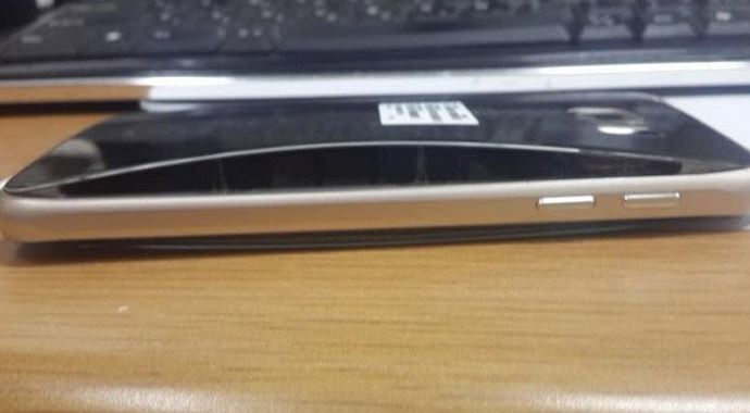 Samsung Galaxy S6'nın bataryası şişti Samsung Galaxy S6'nın bataryası şişti
