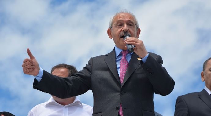 Kılıçdaroğlu Bakanı yuhlatmadı !