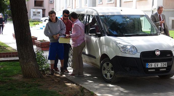 Adliye lojmanlarının güvenlik polisine bıçaklı saldırı