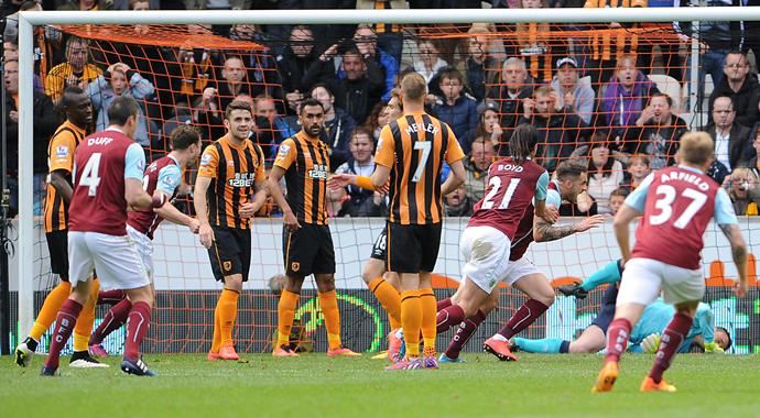 Premier Lig'de Burnley resmen küme düştü! Premier Lig'de Burnley resmen küme düştü!