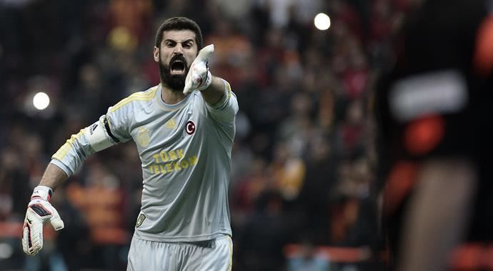 Volkan Demirel uzaktan vuruldu! Volkan Demirel uzaktan vuruldu!