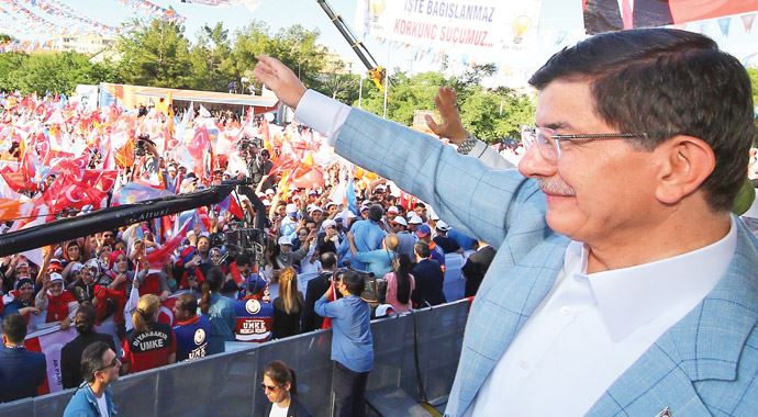Başbakan 7 Haziran sonrası önceliklerini sıraladı: Çözüm ve anayasa