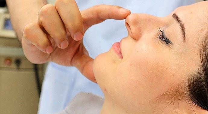 'Burun estetiği' geçirenlere güneş uyarısı 'Burun estetiği' geçirenlere güneş uyarısı