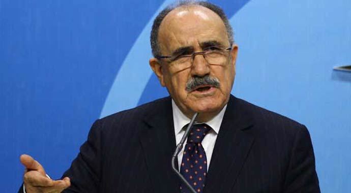 Beşir Atalay açıkladı: &#039;AK Parti&#039;den Davutoğlu&#039;na tam yetki&#039;