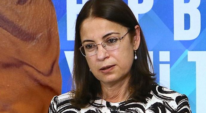 Bakan&#039;dan Özgecan yorumu