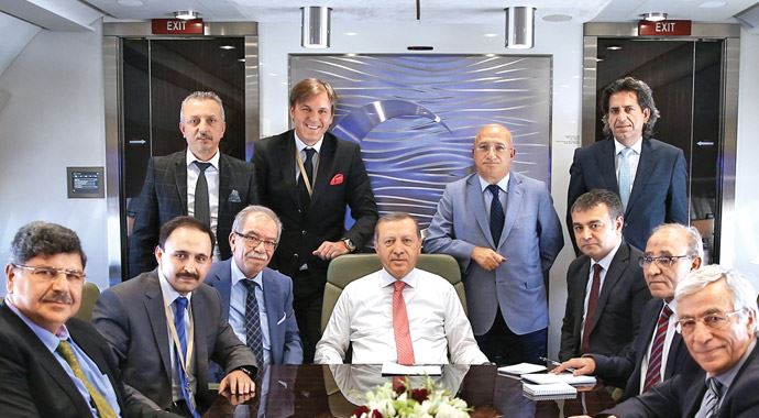 Erdoğan'dan Bakü dönüşü önemli açıklamalar: Yüzde 52'ye saygı duyun Erdoğan'dan Bakü dönüşü önemli açıklamalar: Yüzde 52'ye saygı duyun