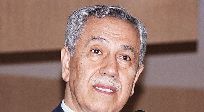 Bülent Arınç: Halkımız Ahmet Hoca'yı kabul etti Bülent Arınç: Halkımız Ahmet Hoca'yı kabul etti