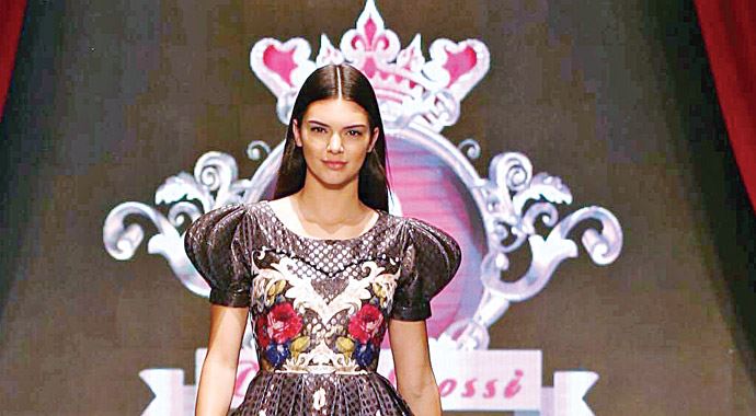 Kendall Jenner ile 50 milyon dolar Kendall Jenner ile 50 milyon dolar