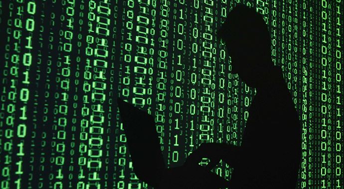 İran'da üst düzey isimlere akıllı telefon yasağı geliyor İran'da üst düzey isimlere akıllı telefon yasağı geliyor