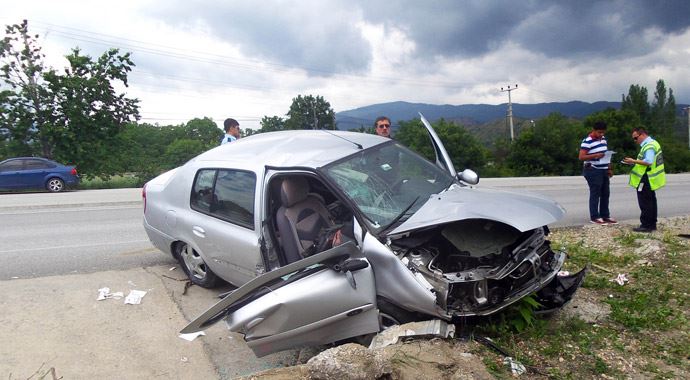 Kastamonu'da kaza: 5 kişi yaralandı Kastamonu'da kaza: 5 kişi yaralandı