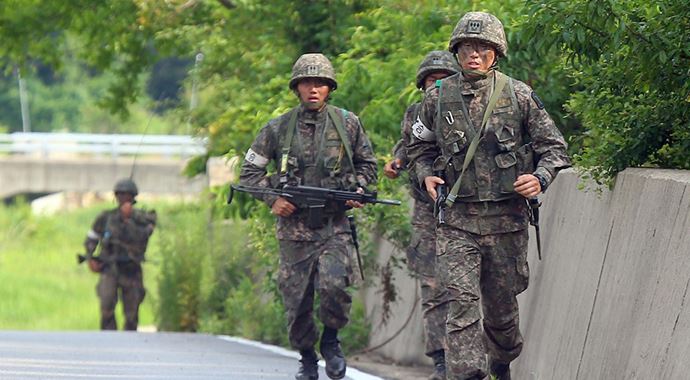 Kuzey Koreli asker Güney Kore&#039;ye kaçtı