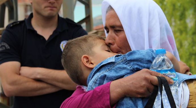 Şehit madenci ailelerinin tepkisi dinmiyor Şehit madenci ailelerinin tepkisi dinmiyor